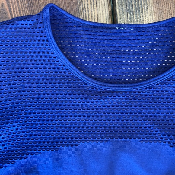 Fabletics Musetta Seamless LS Compression Top - Picture 10 of 10